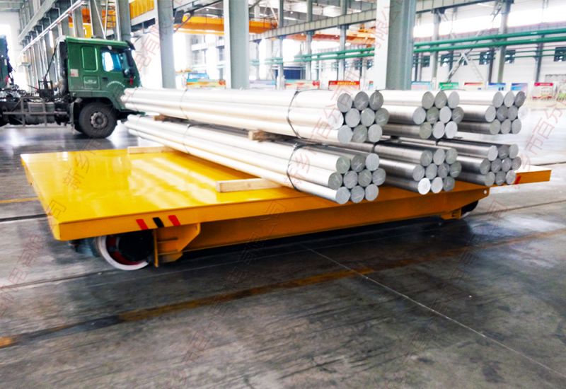 使用低壓軌道電動(dòng)轉(zhuǎn)運(yùn)車進(jìn)行重載運(yùn)輸?shù)膬?yōu)勢