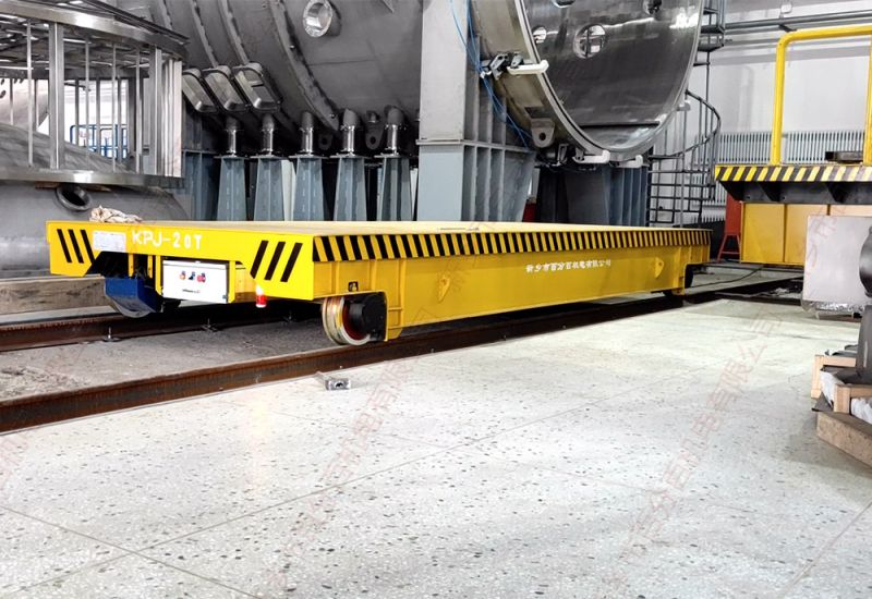 軌道平車(chē)配套真空爐使用的優(yōu)勢(shì)