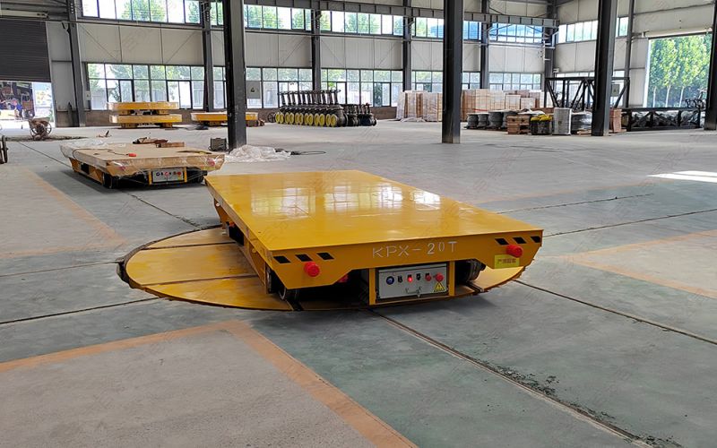 過跨平板車的結(jié)構(gòu)通常包含哪些部分？