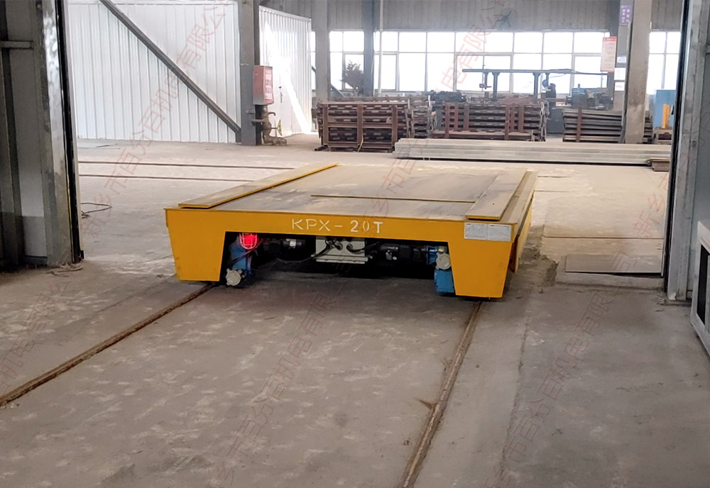 電動軌道轉(zhuǎn)運車3